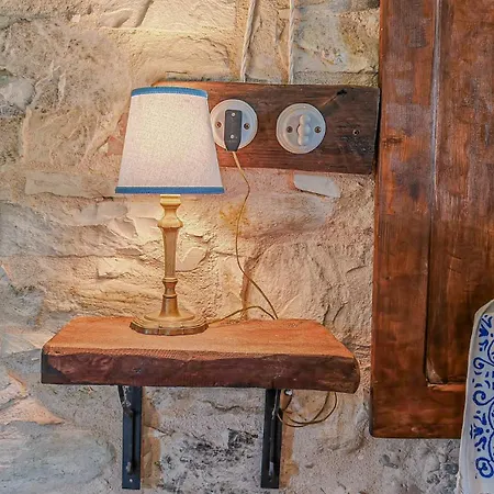 Dai Du Bourdei בית כפרי *