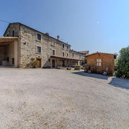 בית כפרי Dai Du Bourdei *